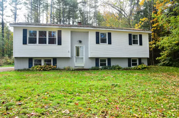 West Gardiner, ME 04345,4 Mary ST