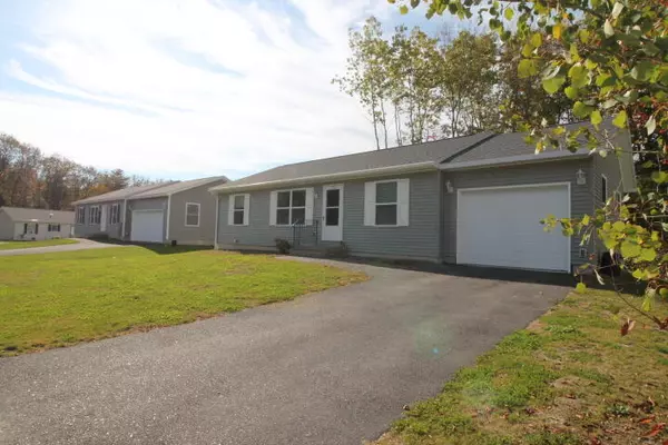 Auburn, ME 04210,27 Fox Hollow DR