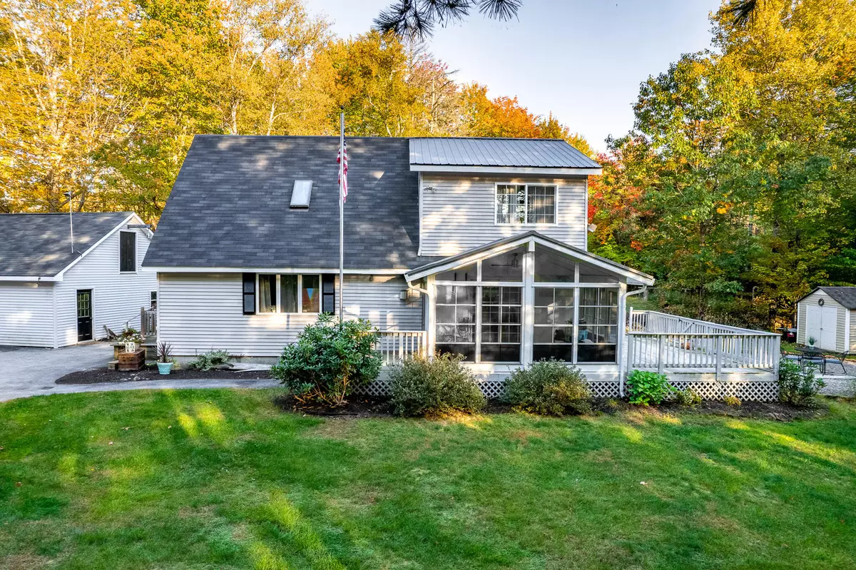 Holden, ME 04429,521 Levenseller RD