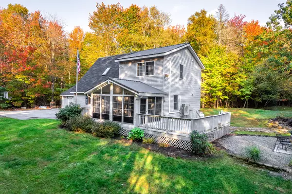 Holden, ME 04429,521 Levenseller RD