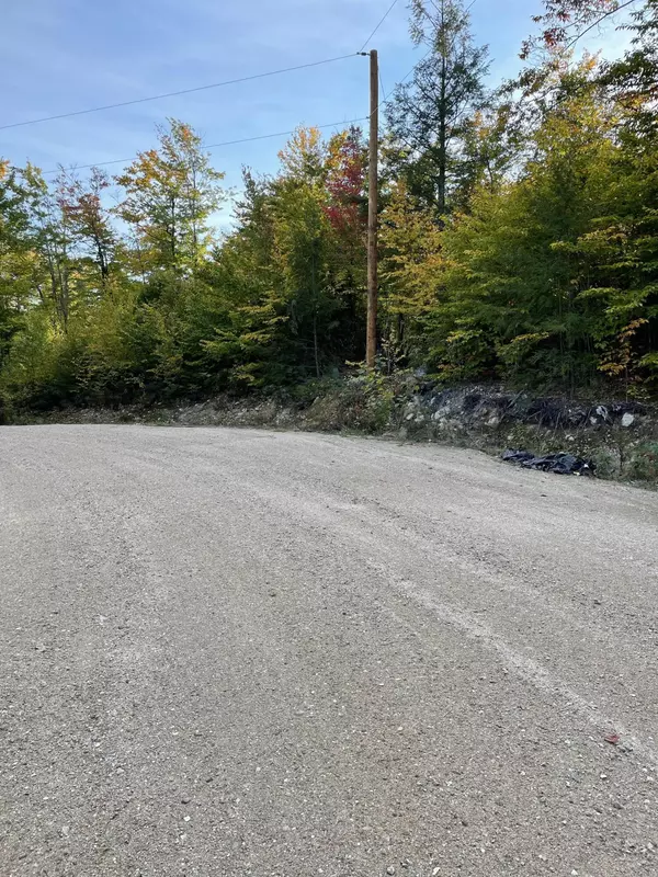 Sebago, ME 04029,23-7 Ward RD