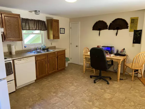 Waldoboro, ME 04572,9 Balsam DR