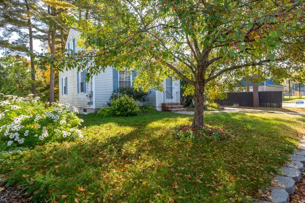 Brunswick, ME 04011,29 Stanwood ST