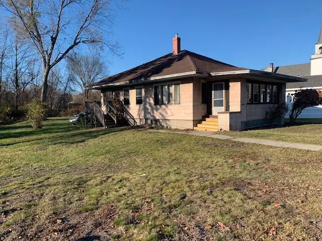 Waterboro, ME 04087,921 Main ST