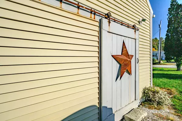 Whitefield, ME 04353,170 Thayer RD