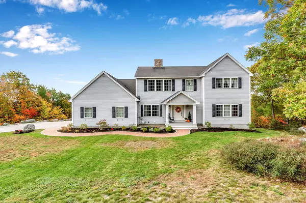 83 Tarkiln Hill RD, Raymond, ME 04071