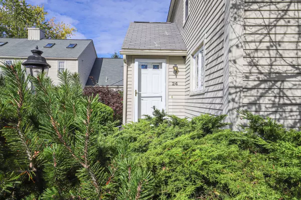 South Portland, ME 04106,139 Broadway #24