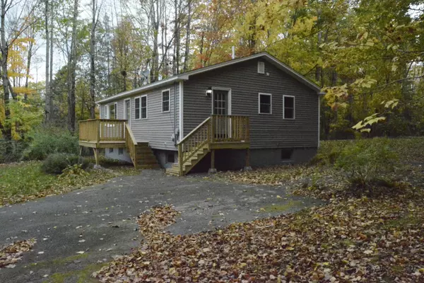 Kenduskeag, ME 04450,563 Clark RD N