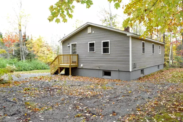 Kenduskeag, ME 04450,563 Clark RD N