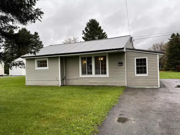 26 Lincoln ST, Presque Isle, ME 04769