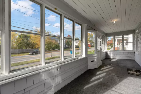 Portland, ME 04103,35 Read ST