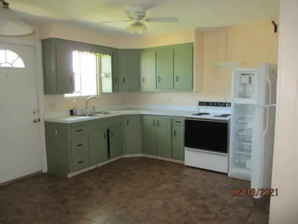 Madawaska, ME 04756,425 Winter ST