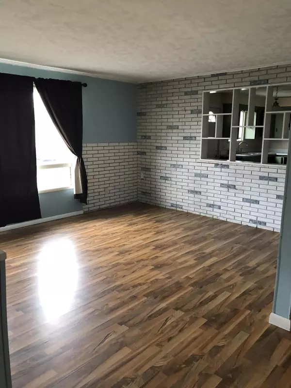 Madawaska, ME 04756,425 Winter ST