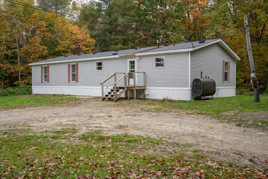 16 Roberta Ln LN, Freeport, ME 04032