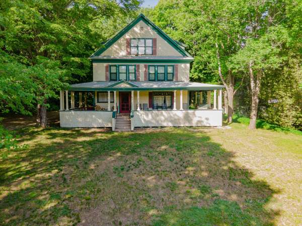 2 N Main ST, Woodstock, ME 04219