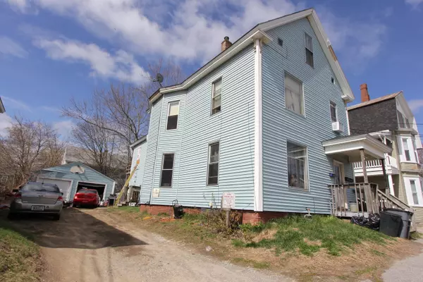 Auburn, ME 04210,6 Grove ST