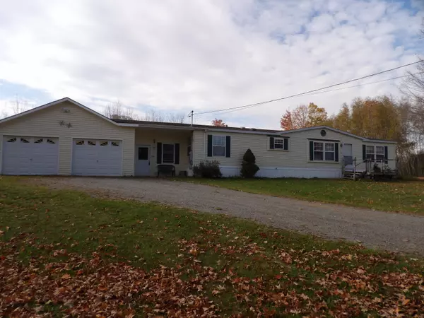 319 Coboro RD, Stetson, ME 04488