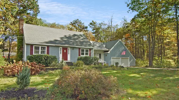 Kennebunk, ME 04043,54 Woodside DR