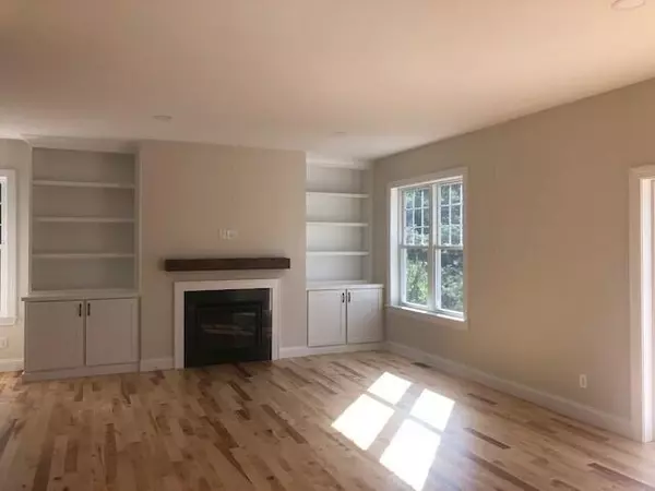 Kittery, ME 03904,10 Skyview DR