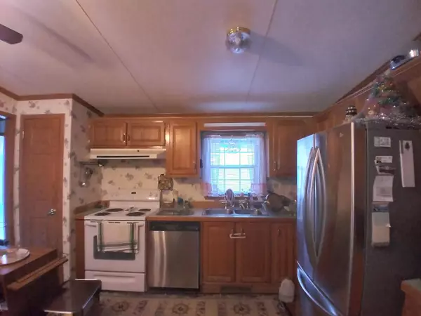 Brunswick, ME 04011,1 Short ST