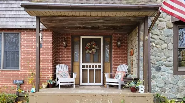 Surry, ME 04684,20 Ring Bolt LN