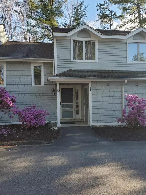 Freeport, ME 04032,19 Holbrook Street ST #10