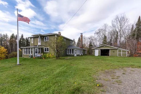 12 Sugar Tree RD, Madawaska, ME 04773