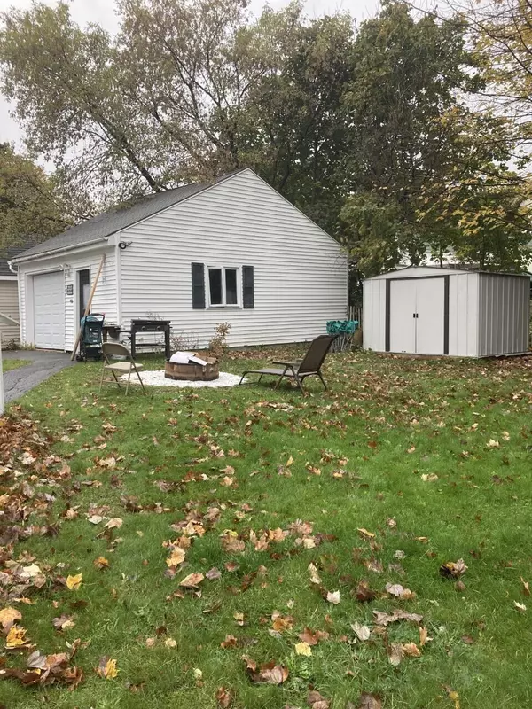 Livermore Falls, ME 04254,27 Bemis ST