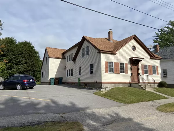 Saco, ME 04072,22 Hill ST