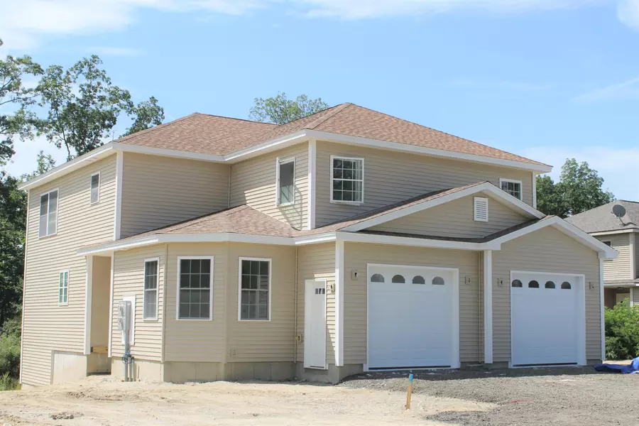 336 Lincoln ST #2, Saco, ME 04072