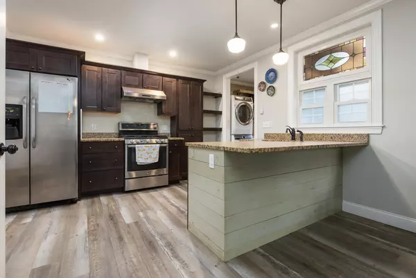 South Portland, ME 04106,22 Osborne AVE