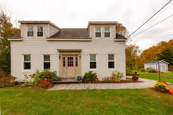 247 Hanscom RD, Eliot, ME 03903