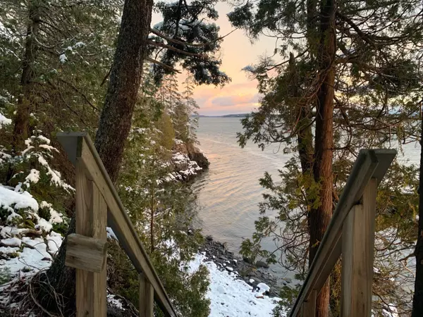 Pembroke, ME 04666,605 Garnet Head RD