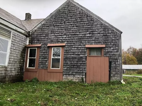 Frankfort, ME 04438,505 Loggin Road