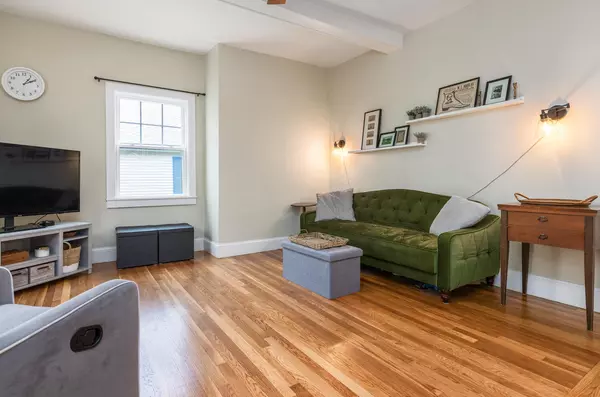 South Portland, ME 04106,7 Allen RD