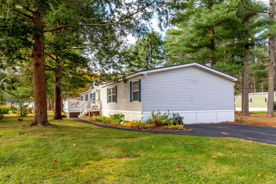 32 Beverly DR, Brunswick, ME 04011