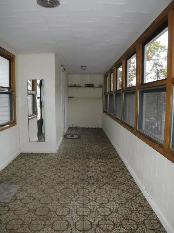 Rumford, ME 04276,475 Linnell ST