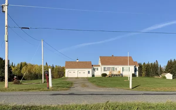 195 Davis RD, Woodland, ME 04736