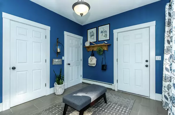 Kittery, ME 03904,177 Haley RD