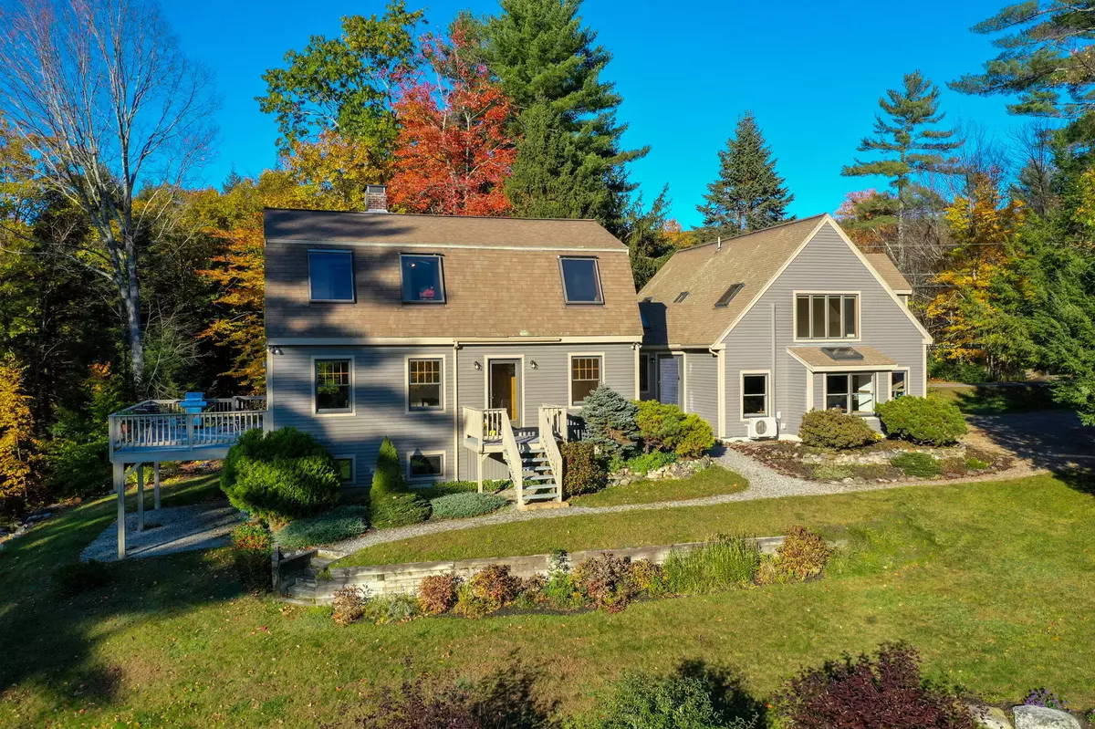 Raymond, ME 04071,203 Mountain RD