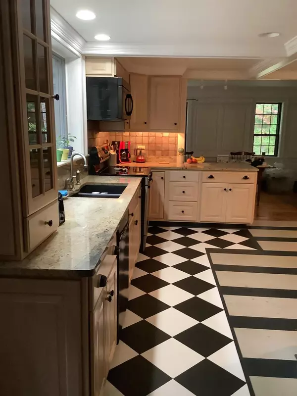 Mount Desert, ME 04660,131 Pretty Marsh RD