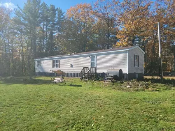 154 Yagger RD, Norway, ME 04268