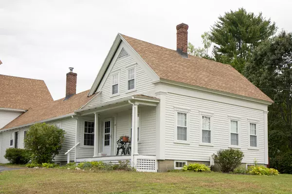 Lisbon, ME 04250,37 Farwell ST