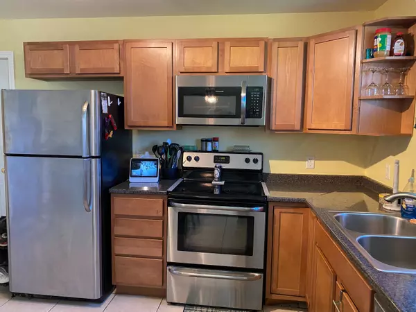 Kenduskeag, ME 04450,583 Kenduskeag Levant RD