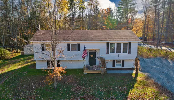 1 Madelyn ST, Lisbon, ME 04250