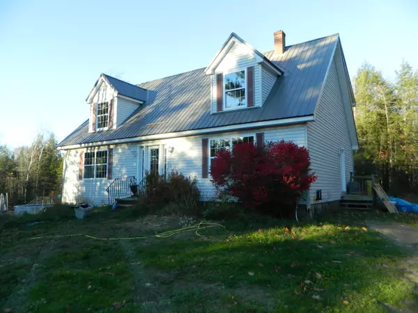 Hudson, ME 04449,77 Smith RD