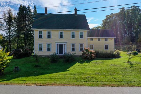 53 Sanders RD, Woolwich, ME 04579