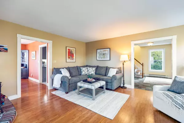 Portland, ME 04103,83 Crestview DR