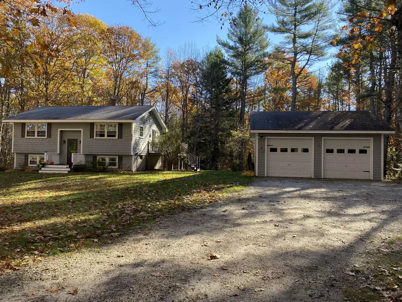 131 Leighton RD, Pownal, ME 04069