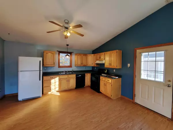 Sidney, ME 04330,50 Sunset RDG